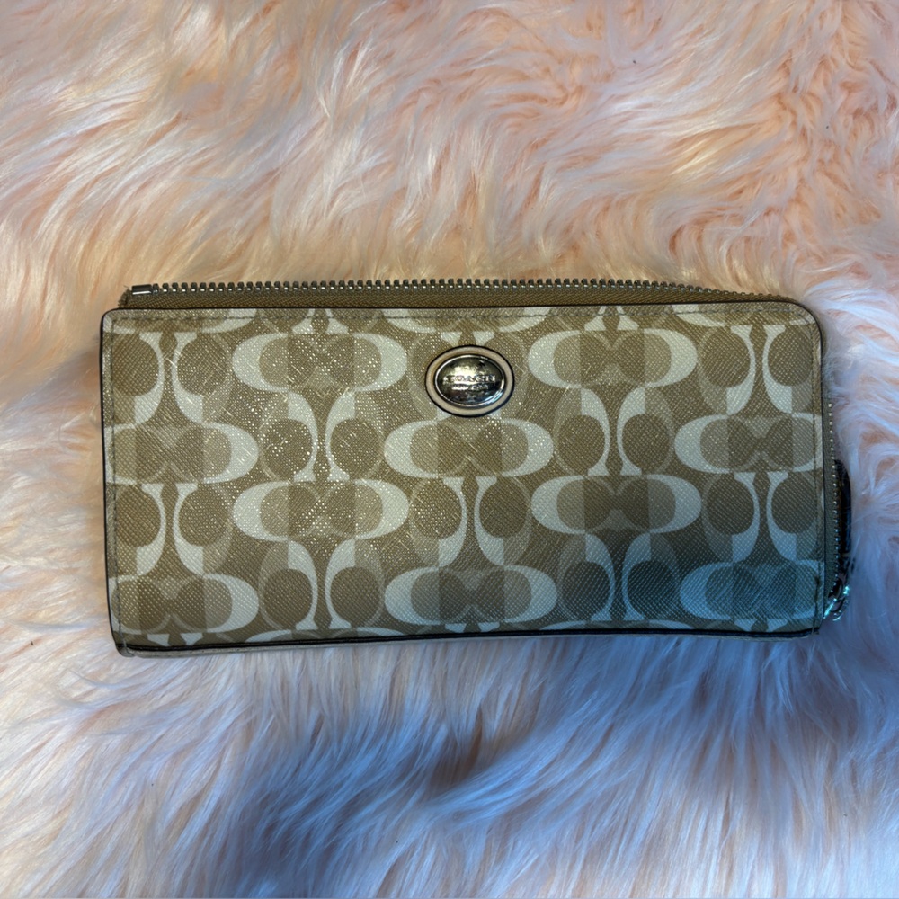 Coach Tan and Cream Wallet